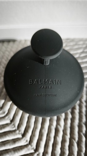 Balmain hair scalp head