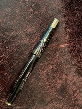 Parker Streamlined Slender Vacumatic Fountain Pen Burgundy 1933