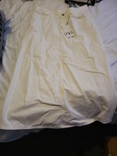 Bnwt Zara White Denim Skirt With Slightly Flared Bottom And Pockets M