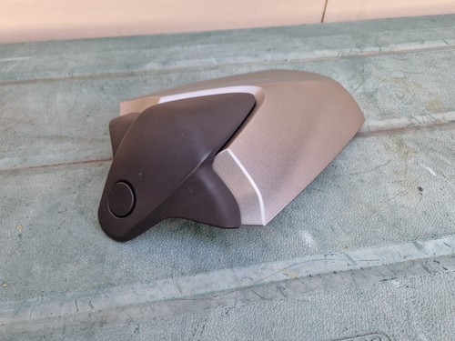Rear seat cowl triumph - rear,