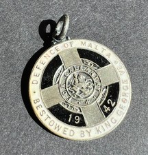 1942 Enamel DEFENCE OF MALTA  BESTOWED BY KING GEORGE FOR GALLANTRY Medal
