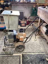 Wagner 207 Finish airless paint sprayer with accessories