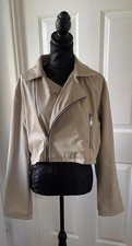 PLT plus size 16 Beige Cropped