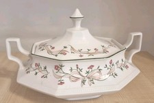 Johnson Brothers Eternal Beau Pink Floral Lidded Tureen Bowl England Vintage
