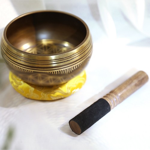 Tibetan singing bowl - singing,