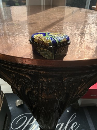 Benaya trinket box hand - trinket,