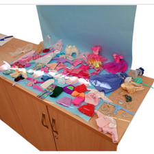 BARBIE DOLL CLOTHES (70 Pieces)  & ACCESSORIES  JOB LOT Bundle of Doll Clothing.