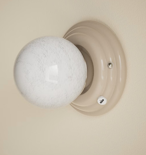 Wall light marks - light, spencer
