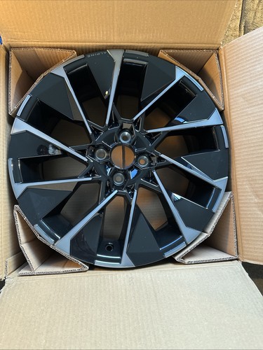 Renault clio mk5 7j - 17", et37