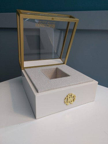 Roberto cavalli franck - cavalli, by