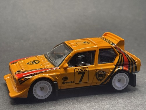 Hot wheels premium lancia - premium,