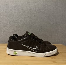 VINTAGE Nike Court Tradition 2