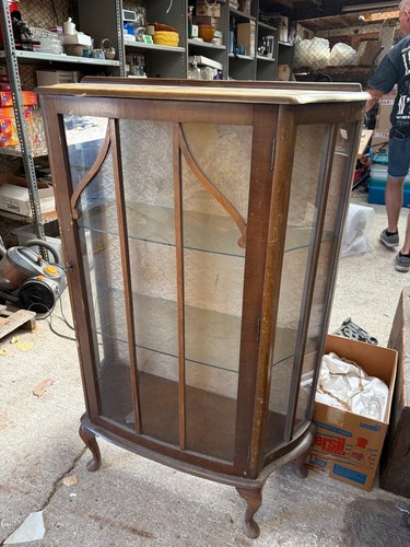 Bow front display - front, cabinet