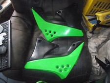 KAWASAKI KX250 F09 LEFT & RIGHT SIDE PANNELS