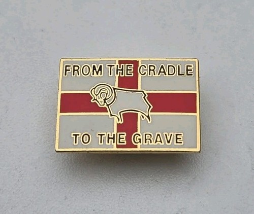 Derby county vintage - pin, badge
