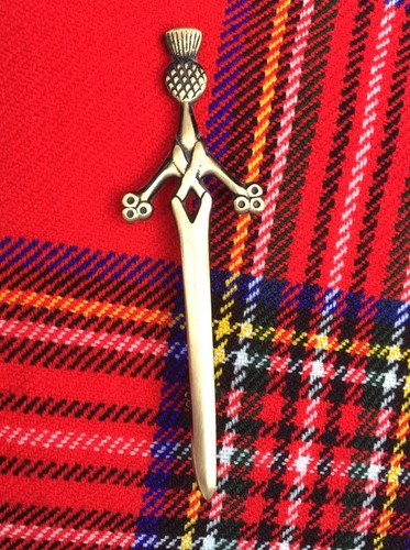 Celtic kilt pin thistle - cc,