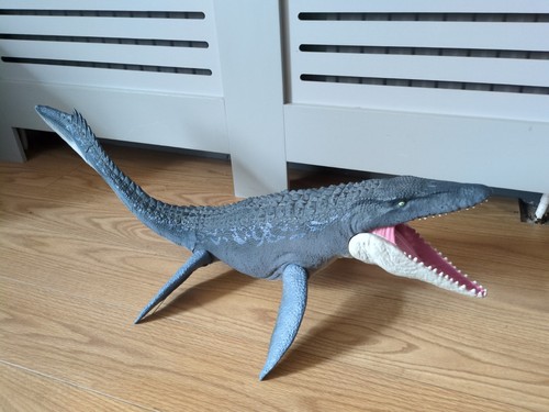 Jurassic world super - jurassic, colossal