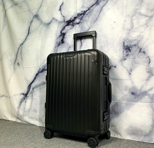 Rimowa carry suitcase - rimowa,