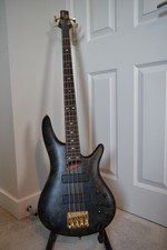 Ibanez SR800 bass guitar