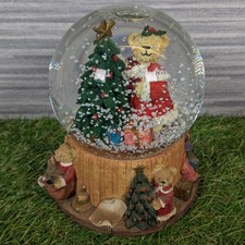 Vintage Christmas Snow Globe