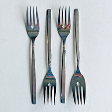 Oneida Melissa Cutlery Fish Forks x 4 Vintage 6⅞" Flatware Retro