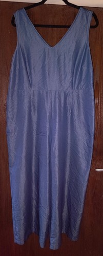 Blue sleek sheen - blue,