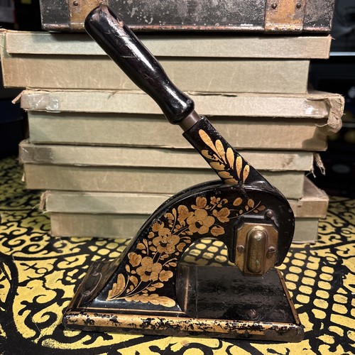 Antique painted cast iron - cast,