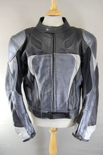 BLACK & SILVER LEATHER BIKER JACKET WITH REMOVABLE CE ARMOUR & RACE HUMP 44-46IN