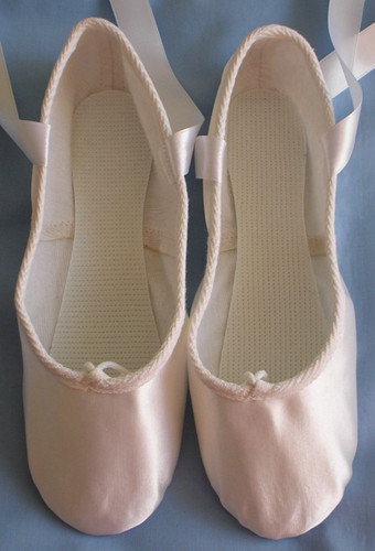 Ballet shoes white satin adult - white,