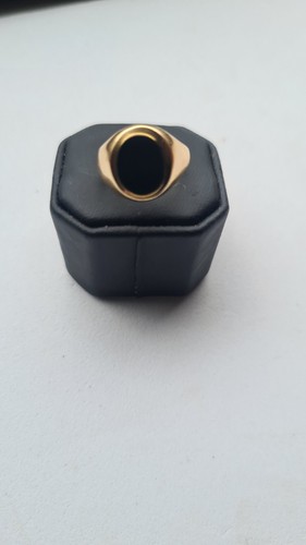 9carat gold and black - gold,