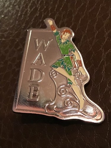 Peter pan wade pin badge - wade,