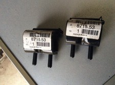 Genuine Peugeot 405 Estate PAIR OF Rear Tailgate Hinges  871553