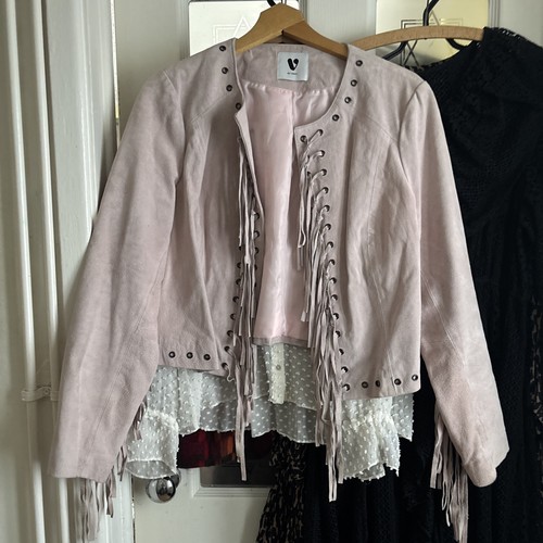 Very pink tasselled leather