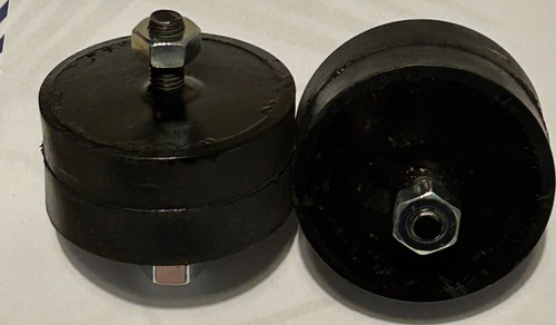 Engine mount for - for, cortina