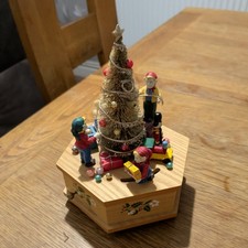 vintage Enesco - Animated & Musical elf family music box