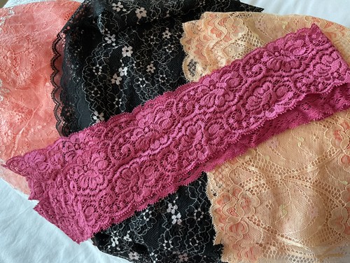 Job lot mixed lace fabric - mixed,