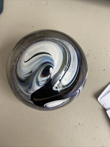 Wedgewood paperweight - wedgewood,