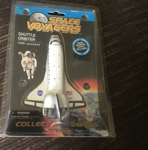 Space voyagers shuttle - space,
