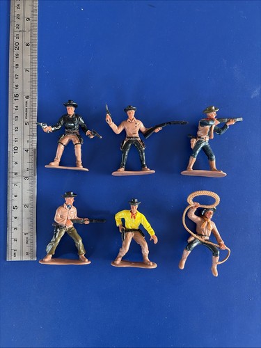 Plastic toy soldiers - plastic, american