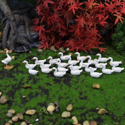 26pc scale dolls - 26pc,