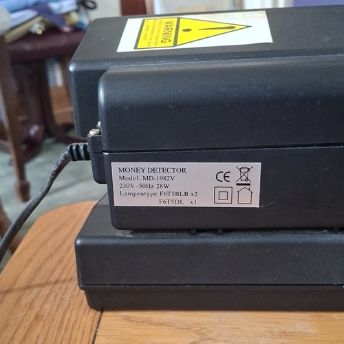 Busicom 1982v money - md-1982v, uv