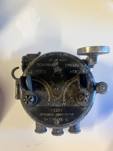 Morse code key 372 m - code, a