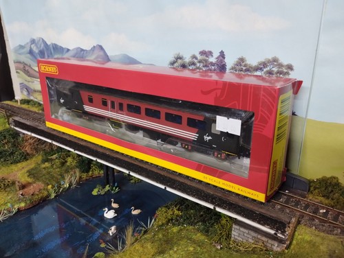 Hornby r4702 virgin mk2e - hornby, (oo)