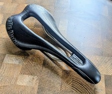 Selle Italia SLR Superflow S3 Ti316 - Carbon Fibre Racing Saddle With Ti Rails