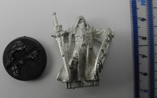 CRUSADER HENCHMAN Metal