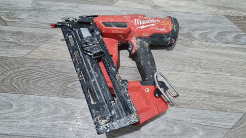 Milwaukee m18fn16ga 18v - m18fn16ga-ox,
