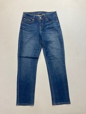 Levi demi curve slim fit - slim,