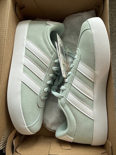 Kids size adidas - size, 1.5