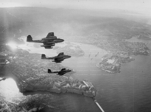 Gloster meteors original - meteors,
