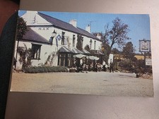 THE GREEN MAN INN, BRACKLEY HATCH, NORTHANTS. VINTAGE PRINTED POSTCARD